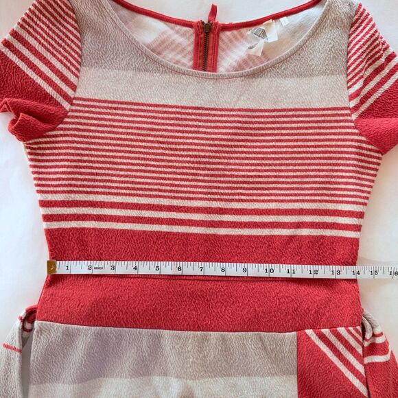 Anthropologie Lilka Sorella Mixed Stripes Short Sleeve Belted Dress in Red & Tan - Picture 12 of 12